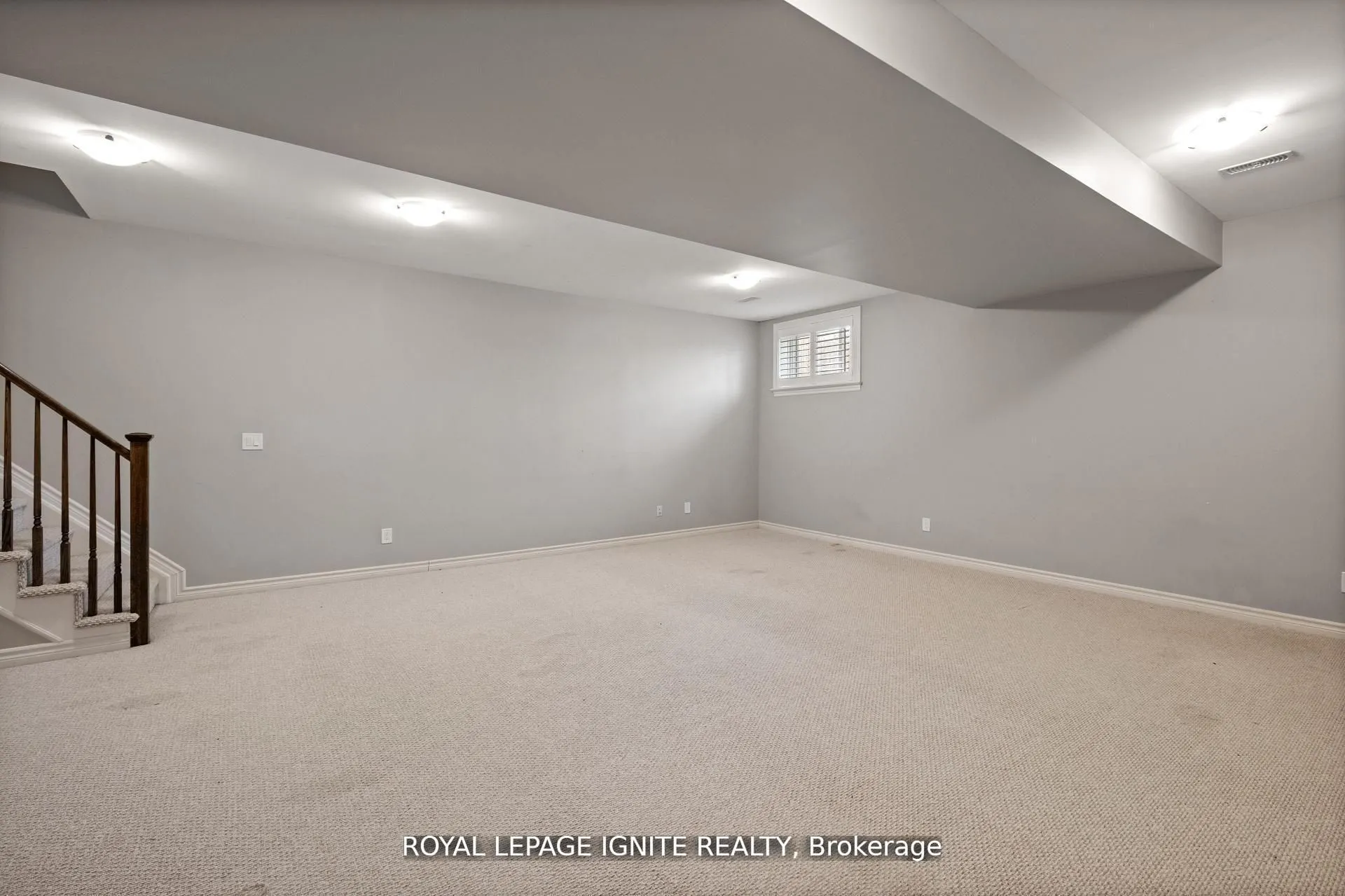 866 Riverview Way