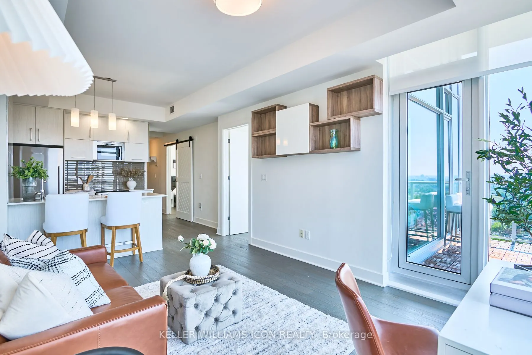 255 Bay Street, #1707