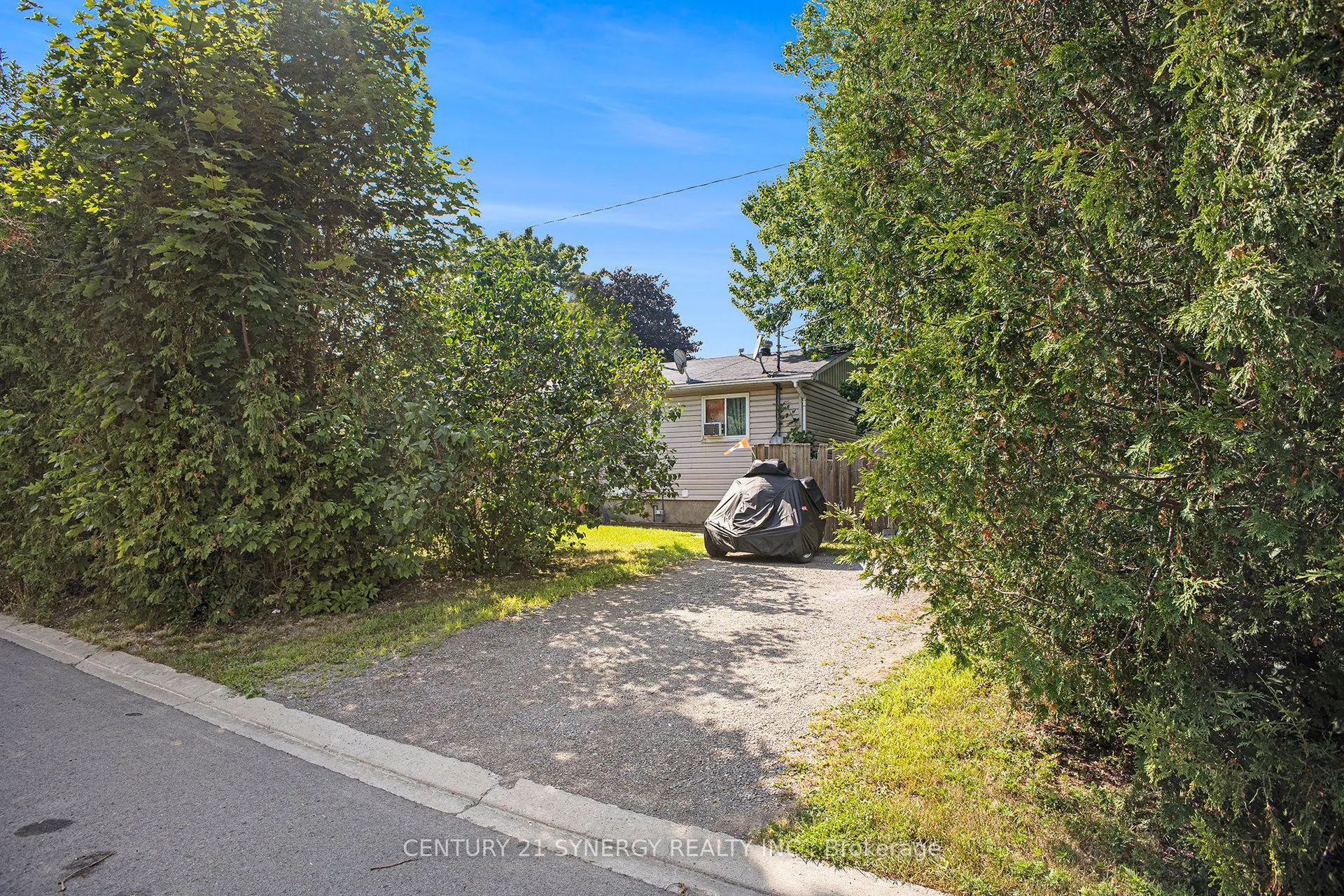 389 Thomas Street