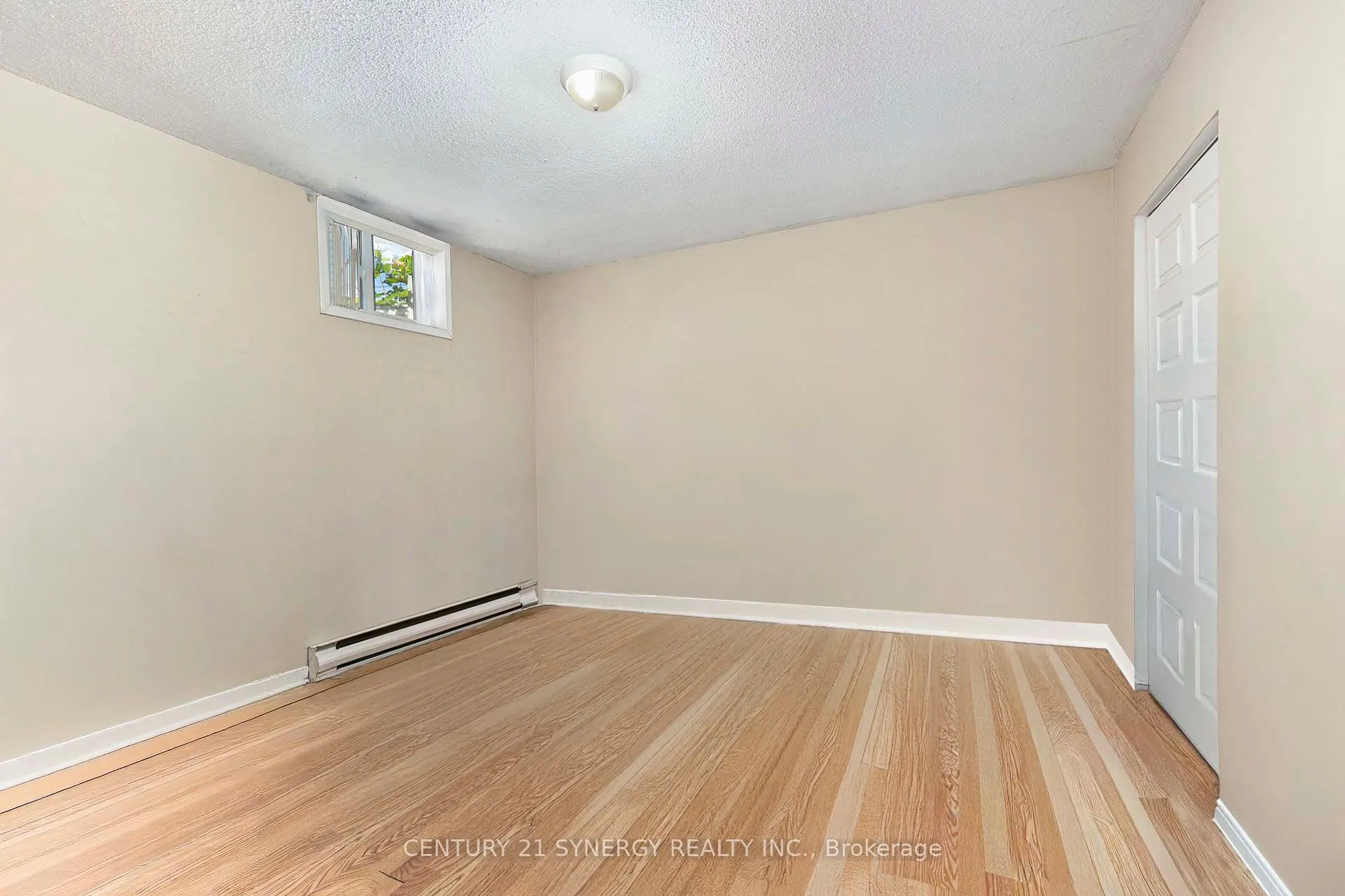 389 Thomas Street