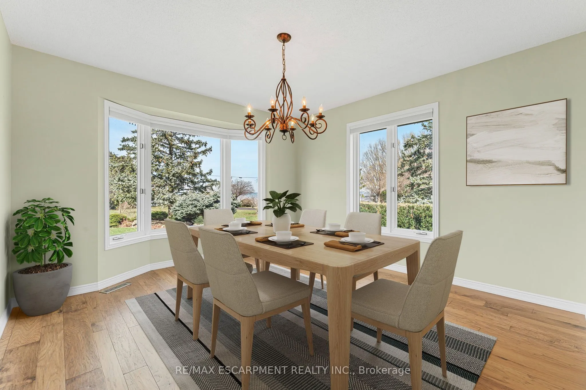 3503 Lakeshore Road