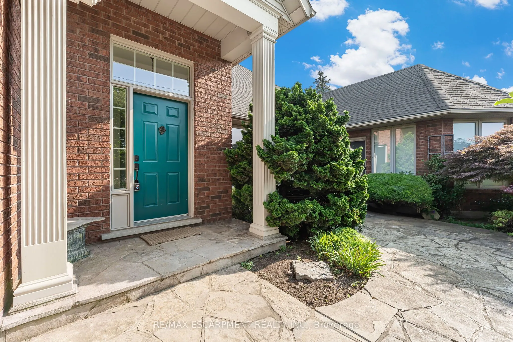 3503 Lakeshore Road