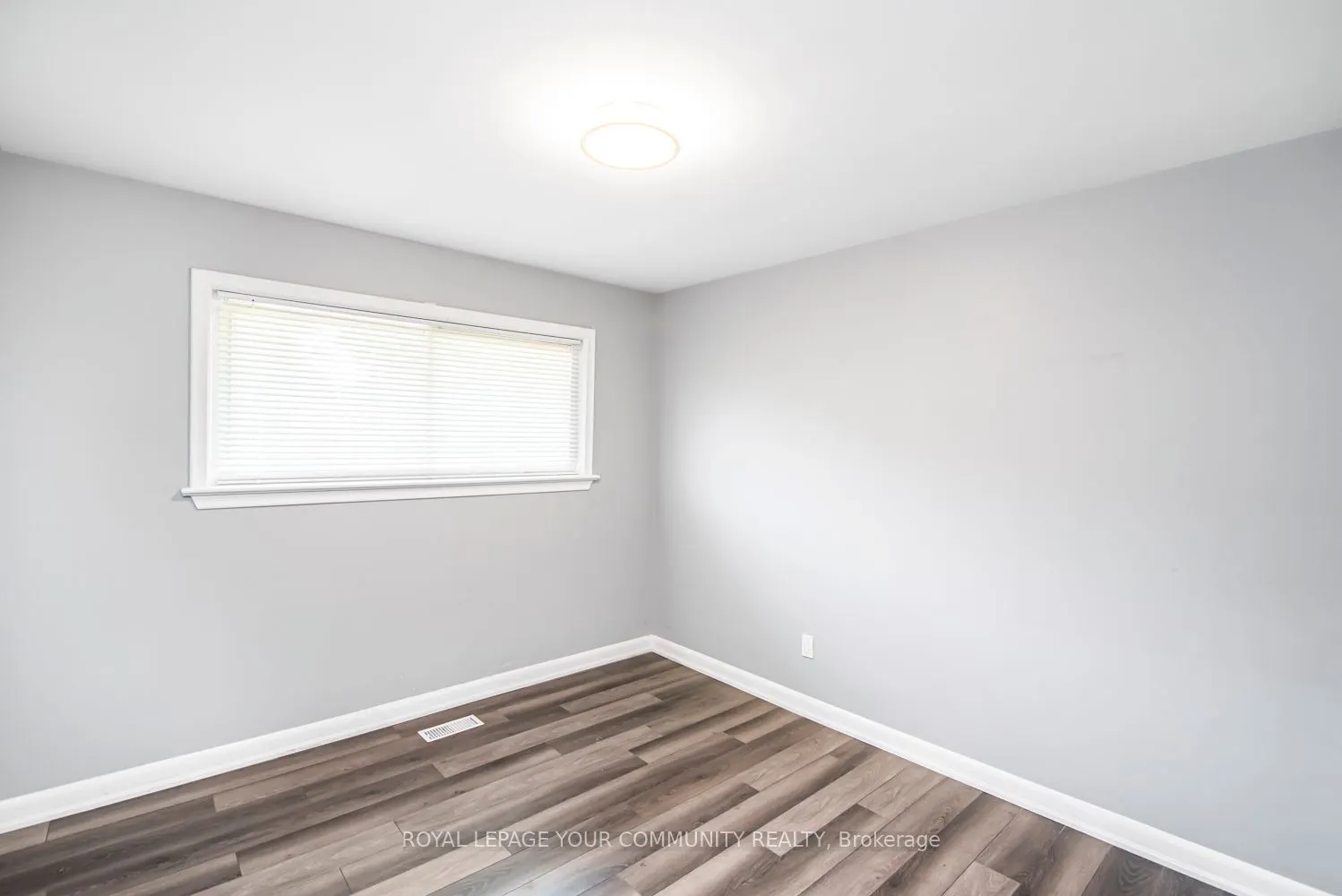 53 Diffin Drive, #Main Floor
