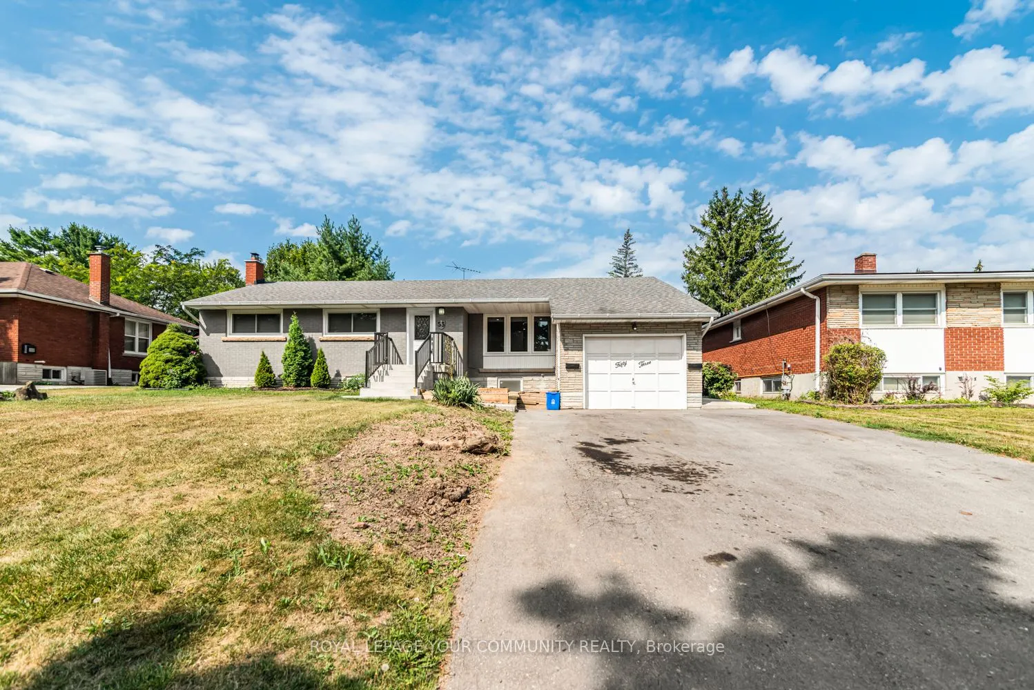 53 Diffin Drive, #Main Floor