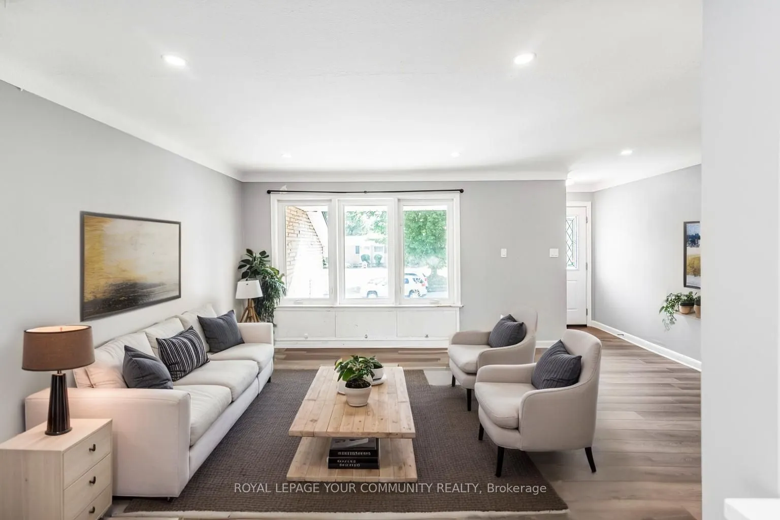 53 Diffin Drive, #Main Floor