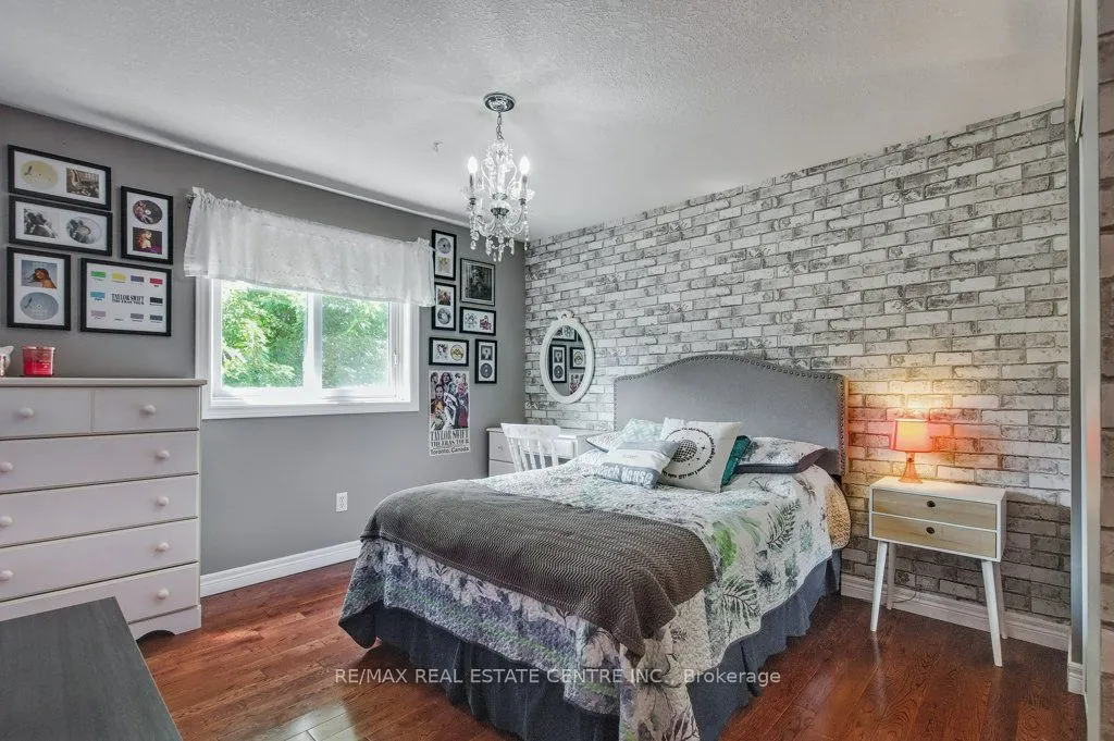 19 Apple Ridge Drive
