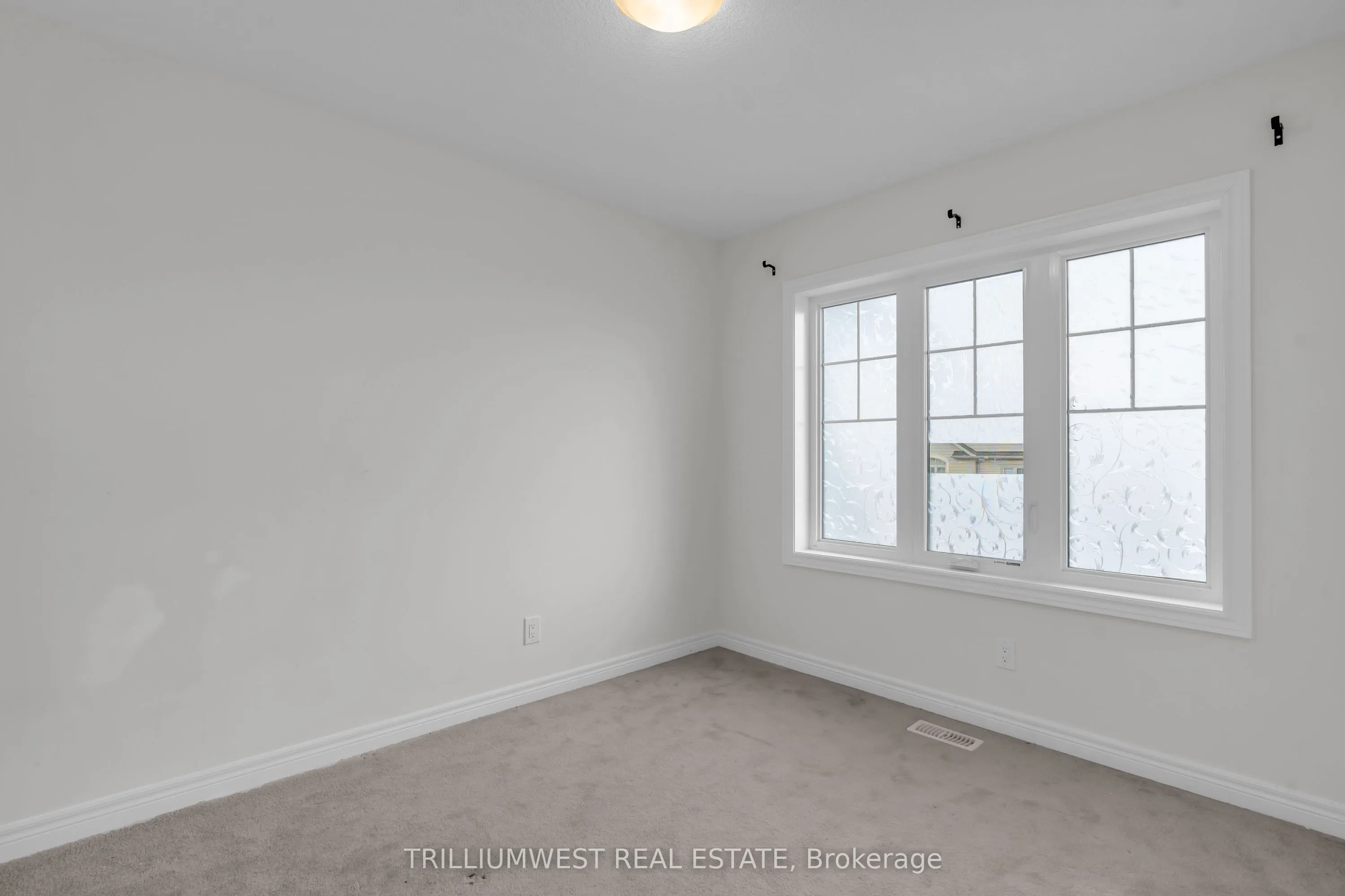 74 Reistwood Drive