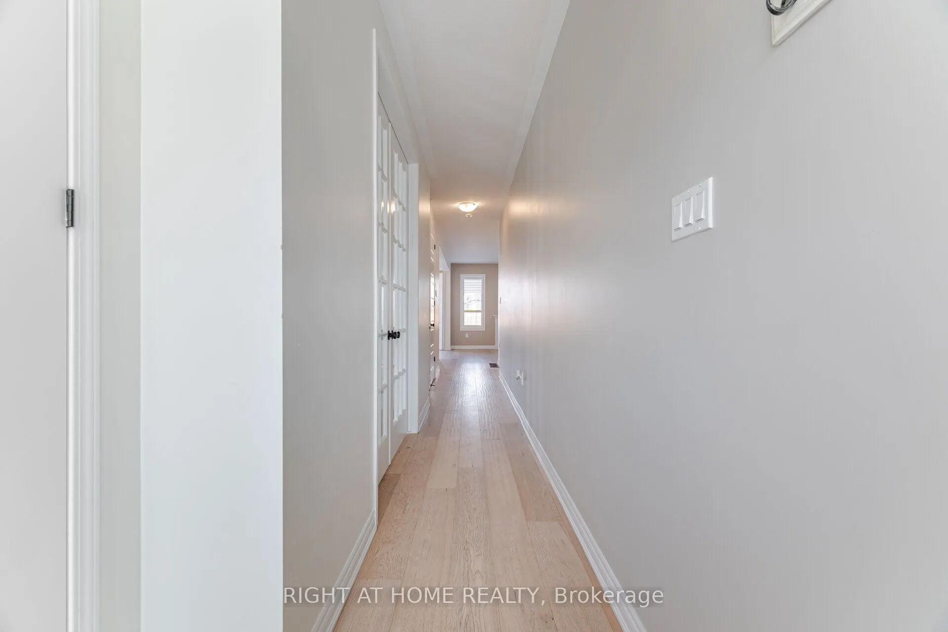 28 Pickett Place