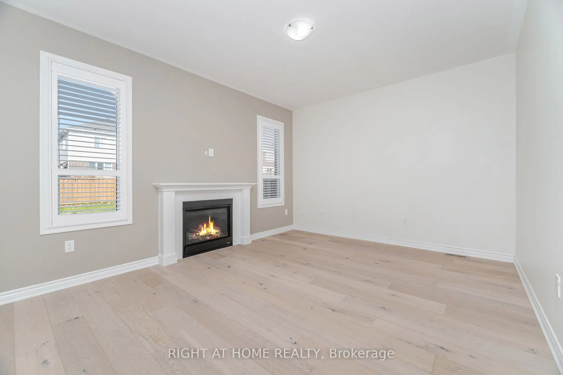 28 Pickett Place