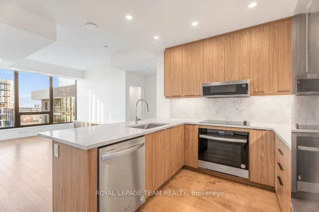 340 Queen Street, #2705
