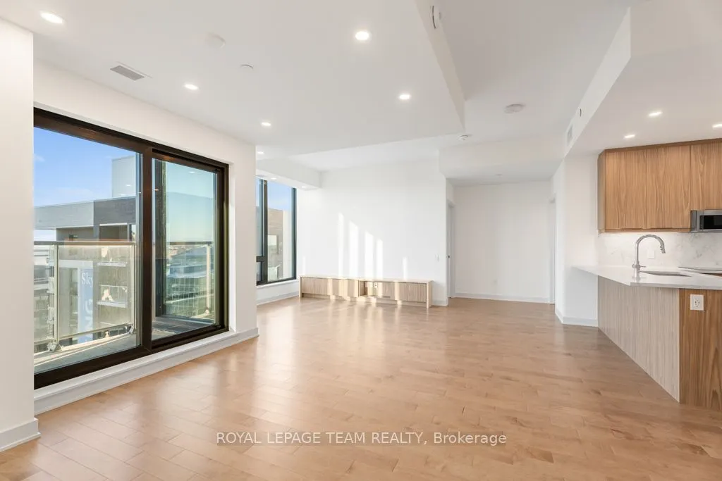 340 Queen Street, #2705