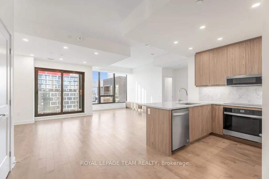 340 Queen Street, #2705