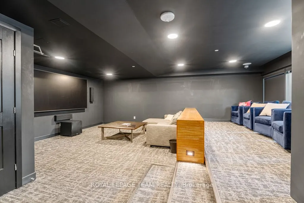 340 Queen Street, #2705