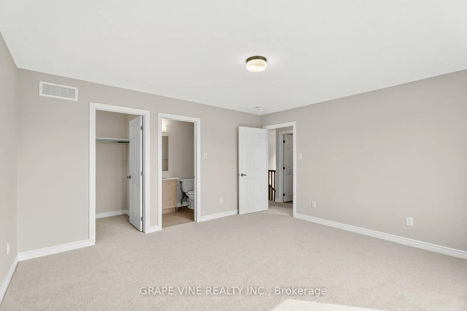 335 Les Emmerson Drive