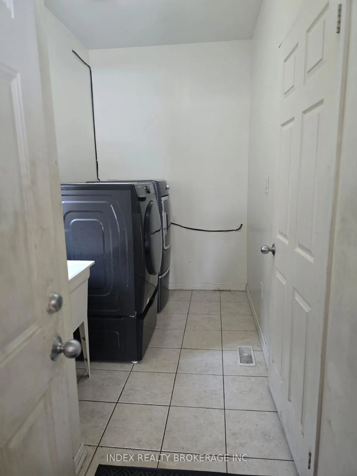 261 Thomas Avenue
