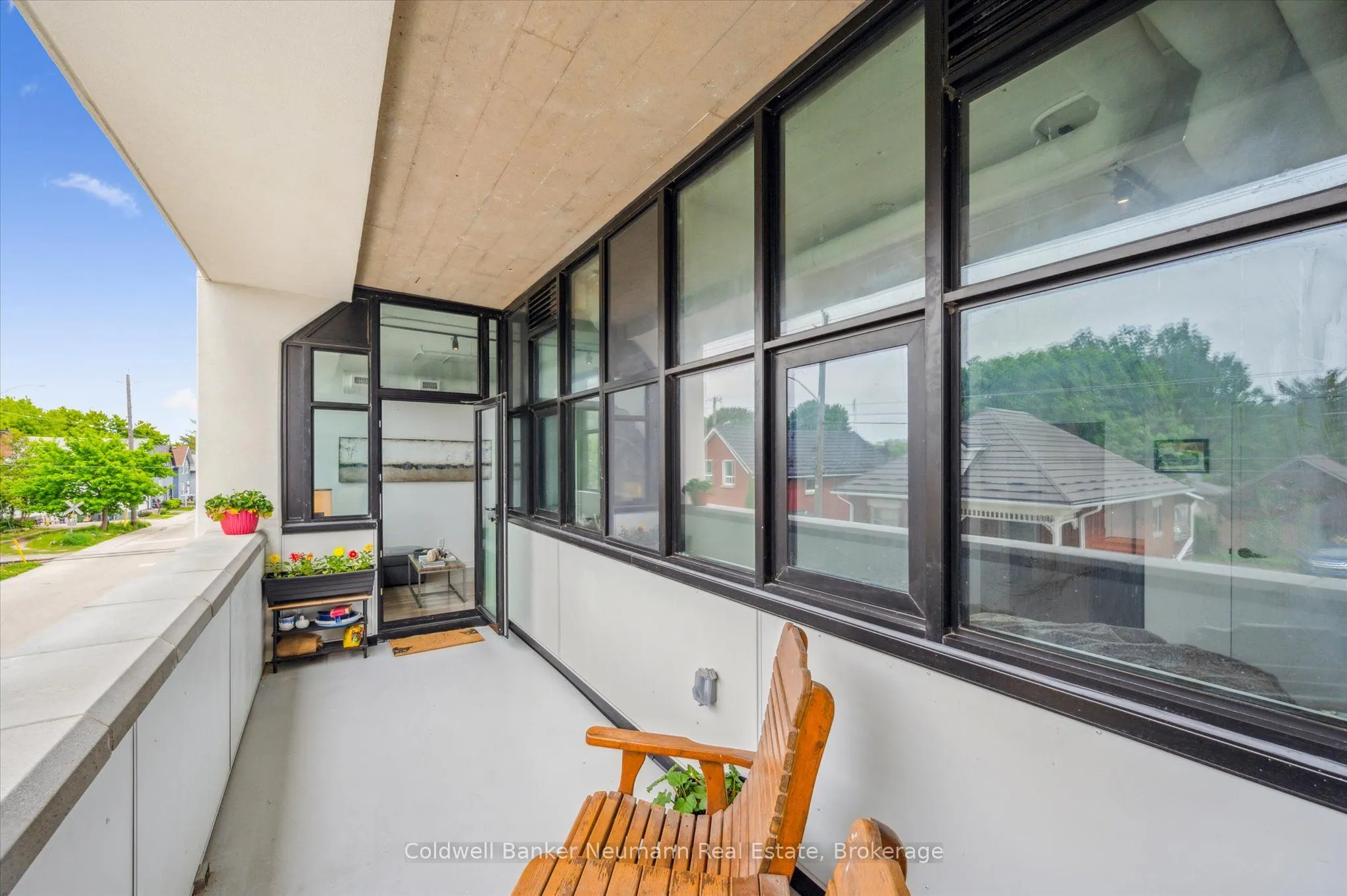 120 Huron Street, #218