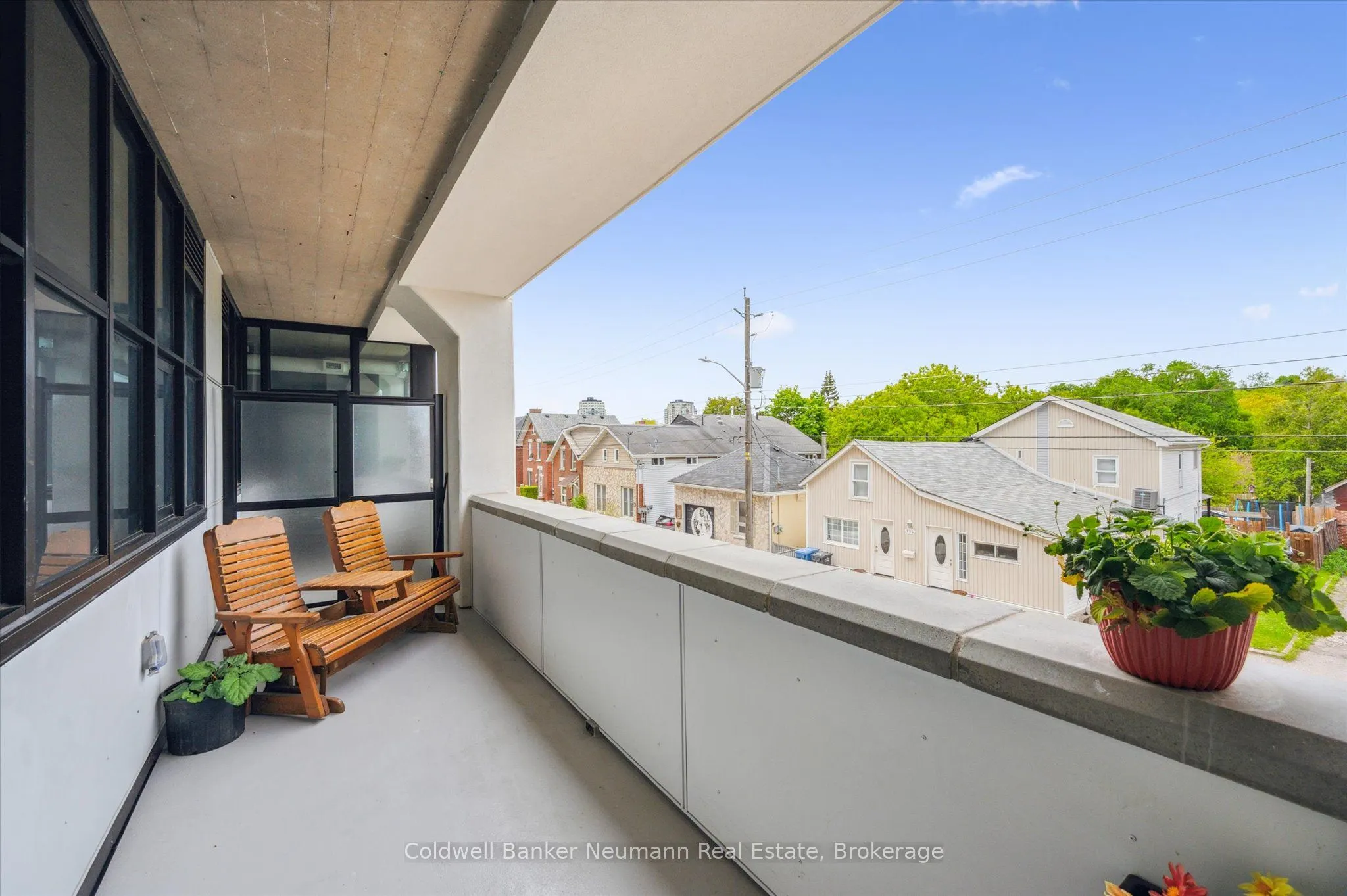 120 Huron Street, #218