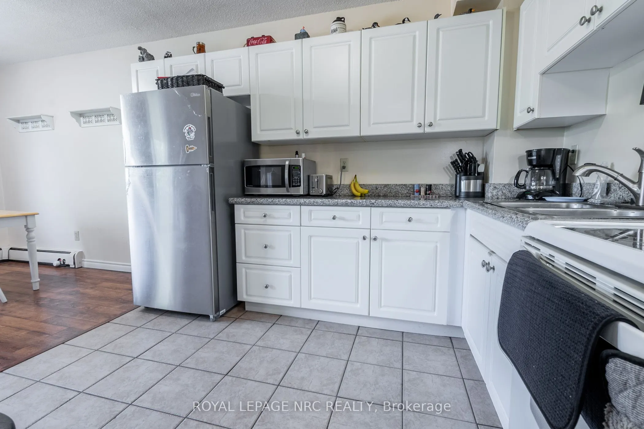 242 Oakdale Avenue, #316