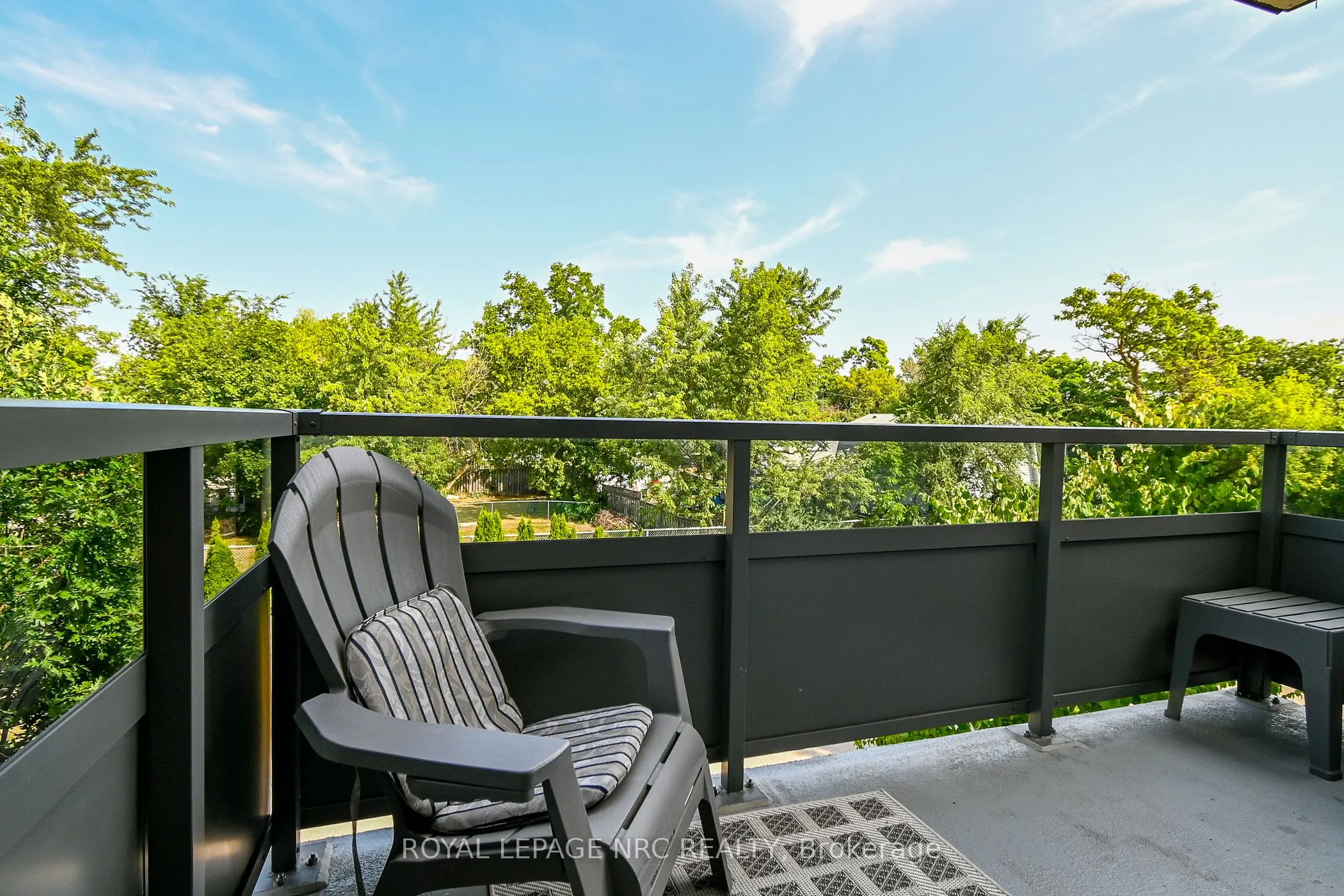 242 Oakdale Avenue, #316