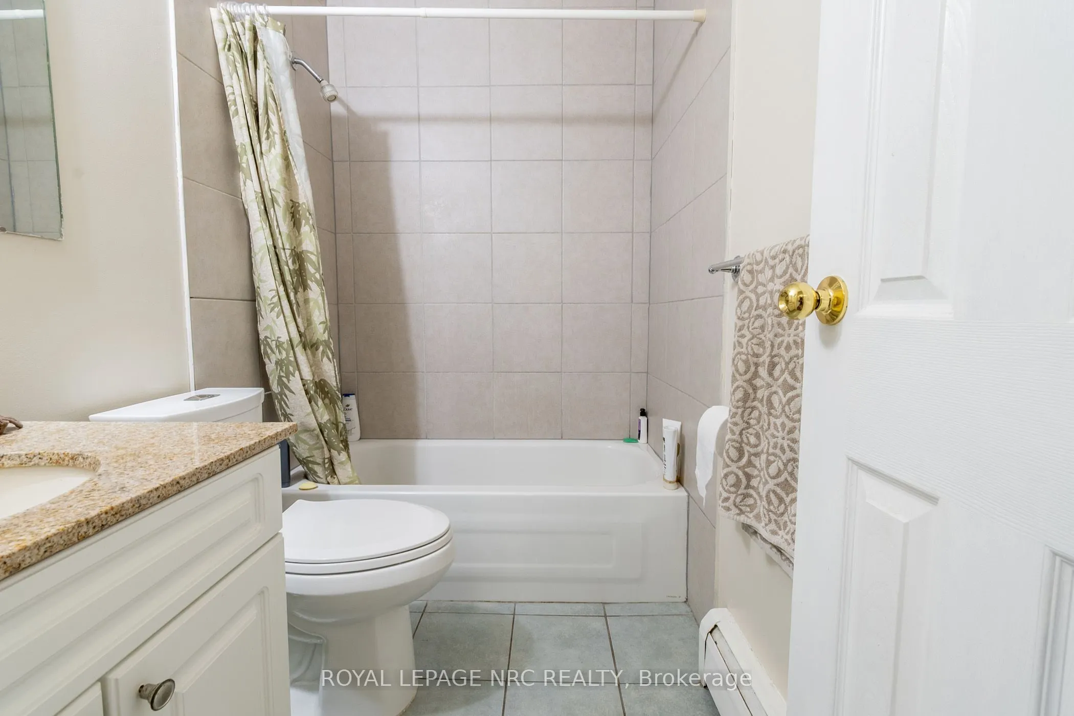 242 Oakdale Avenue, #316