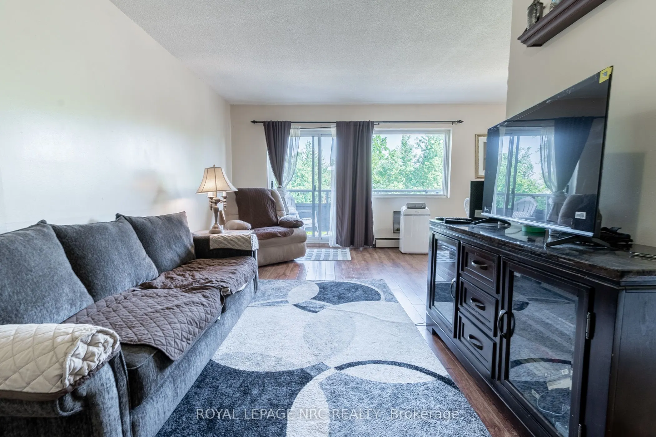 242 Oakdale Avenue, #316