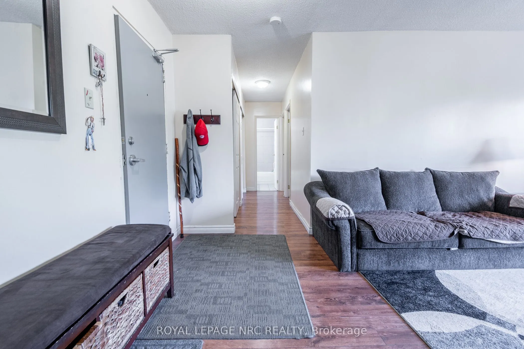 242 Oakdale Avenue, #316