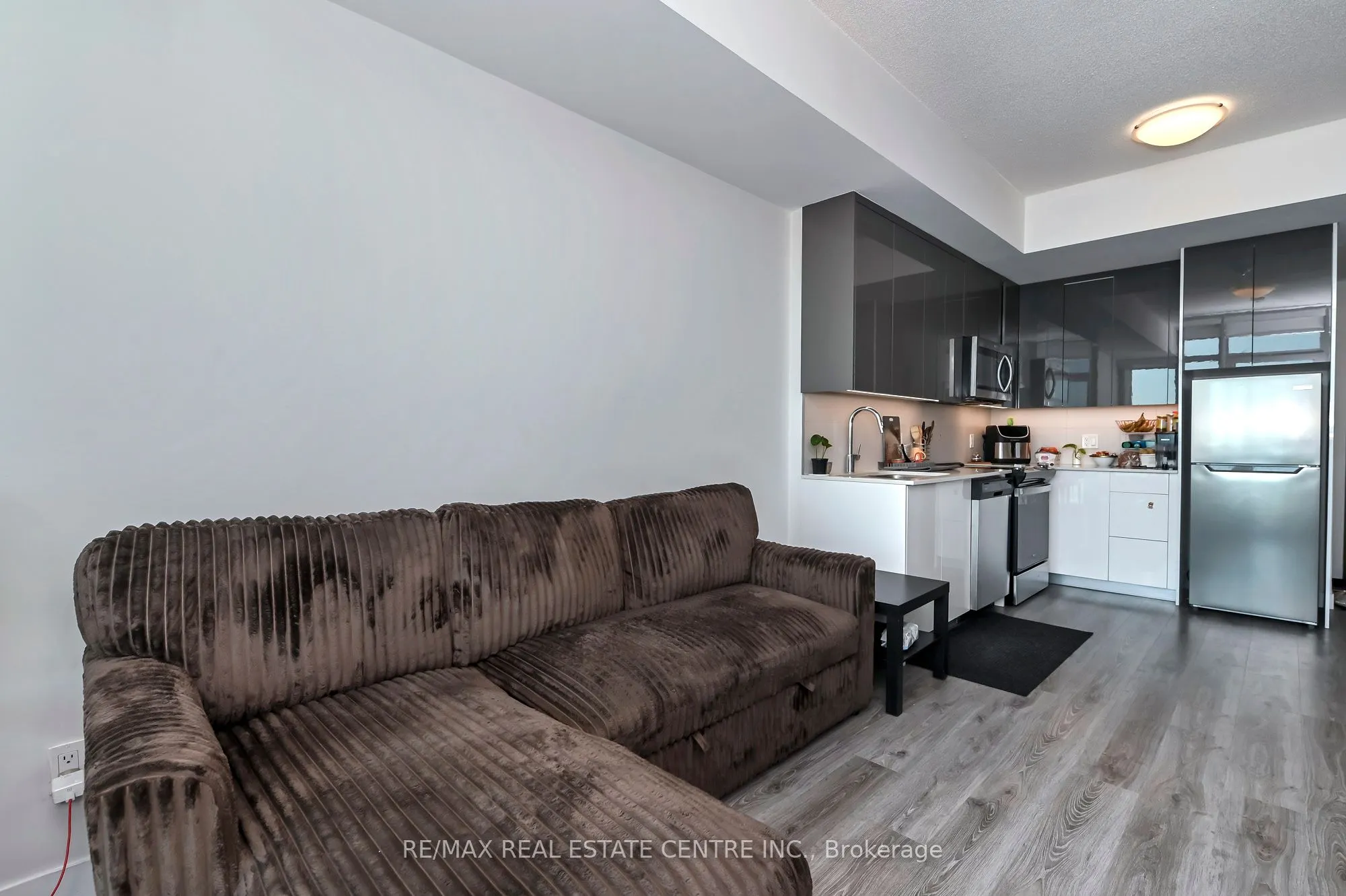 60 Frederick Street, #3613