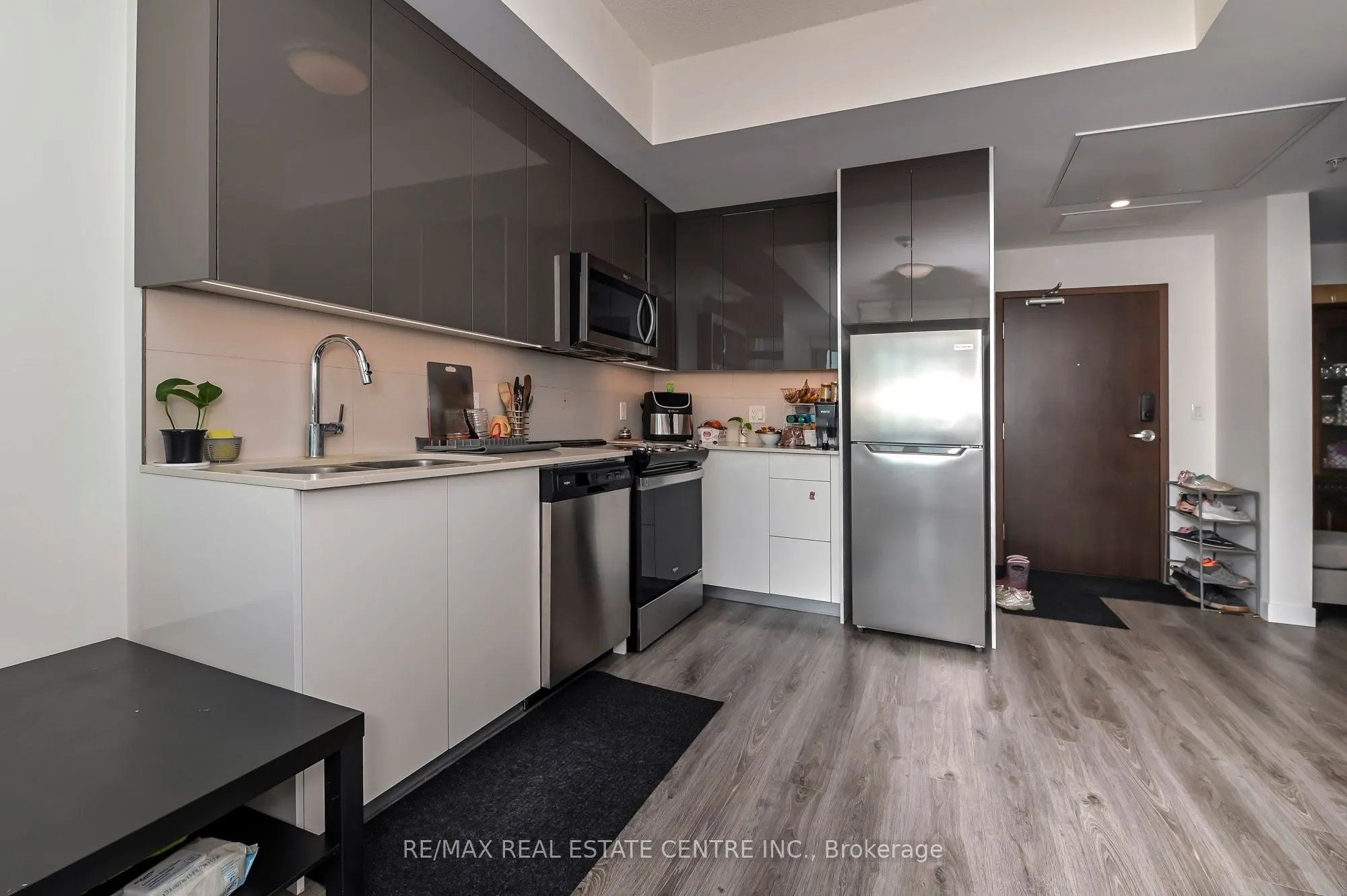 60 Frederick Street, #3613