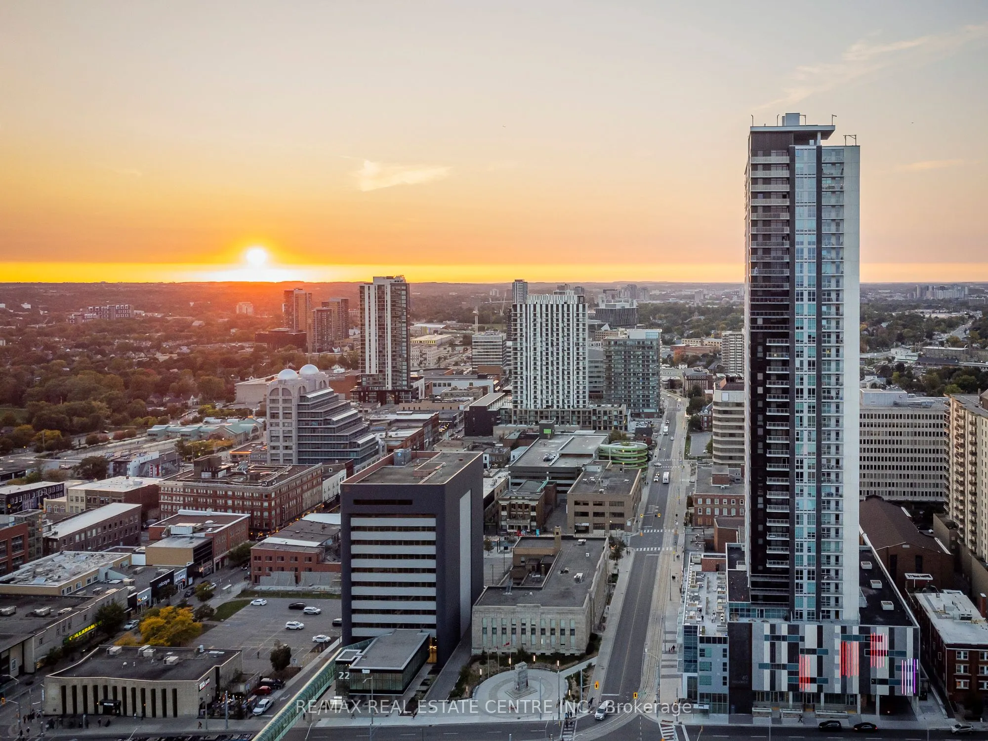 60 Frederick Street, #3613