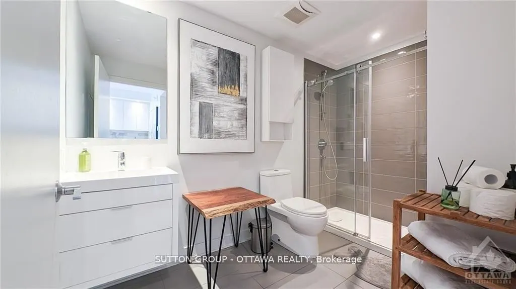 20 Daly Avenue, #1608