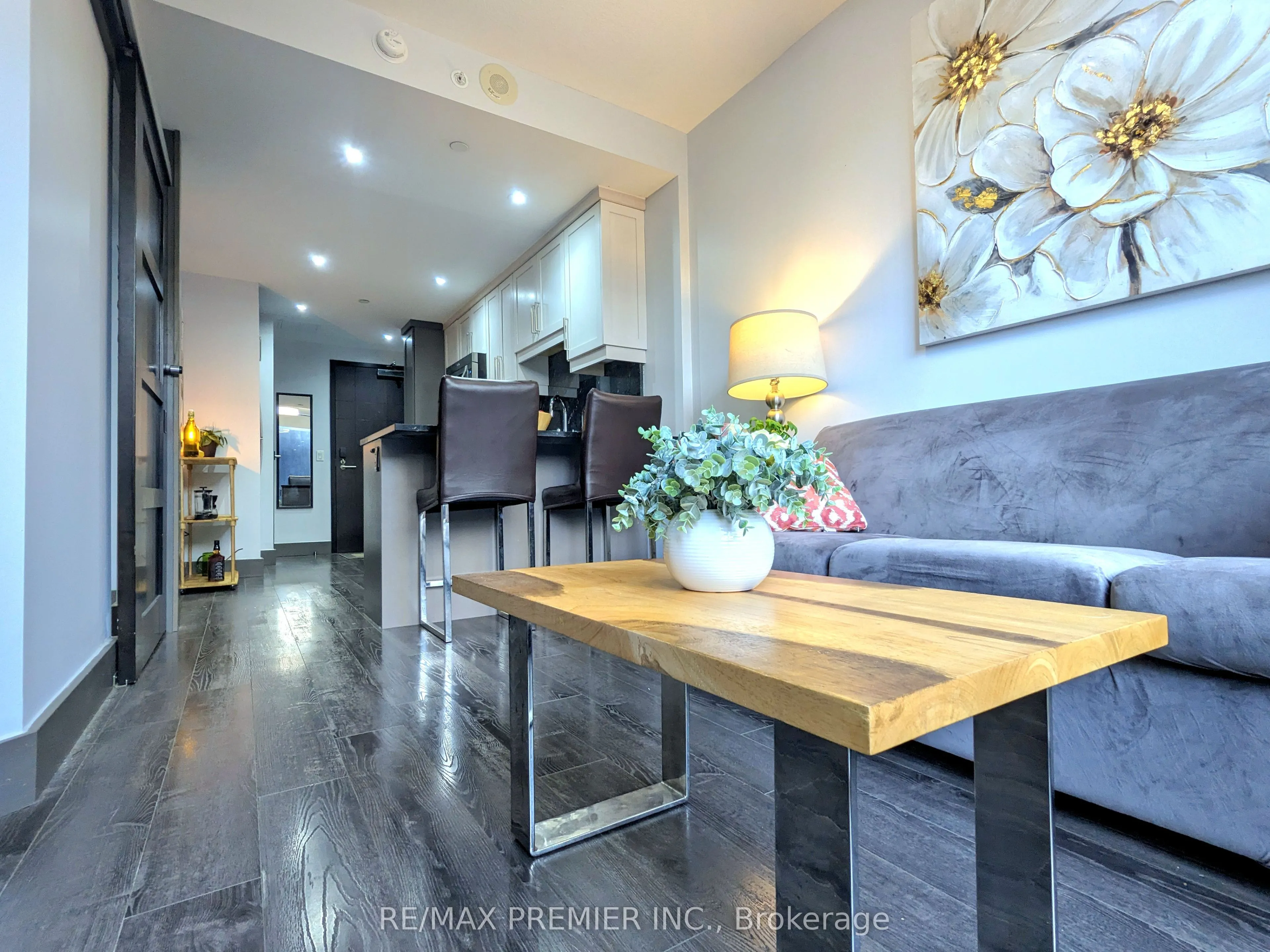 330 Phillip Street, #S803