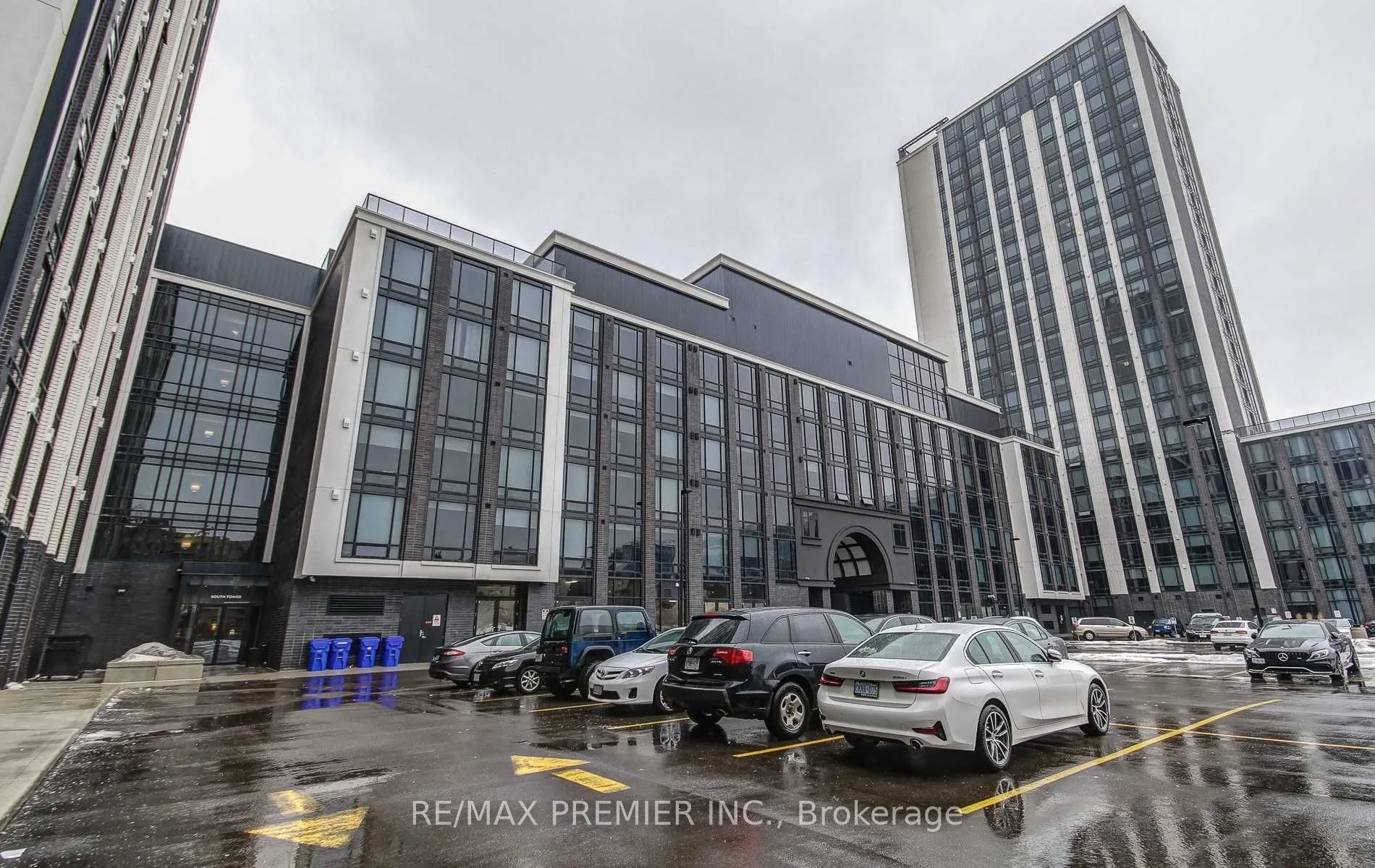 330 Phillip Street, #S803