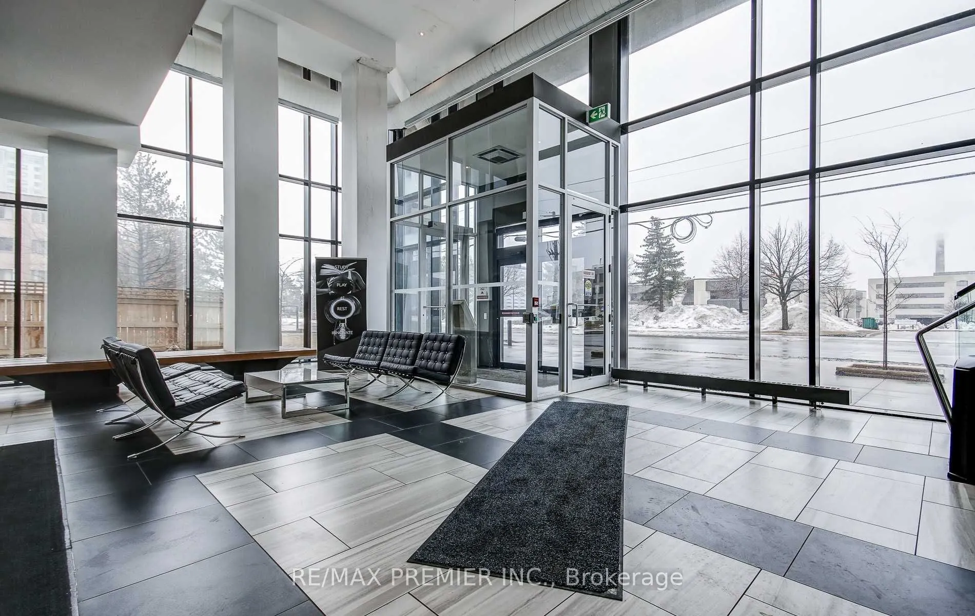 330 Phillip Street, #S803