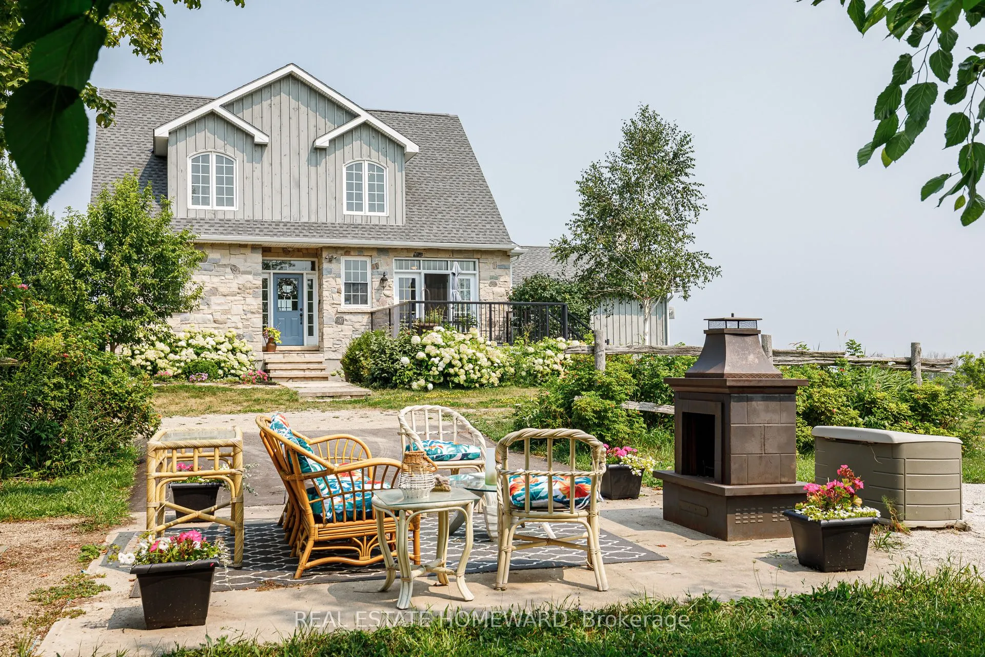 137295 12 GREY Road