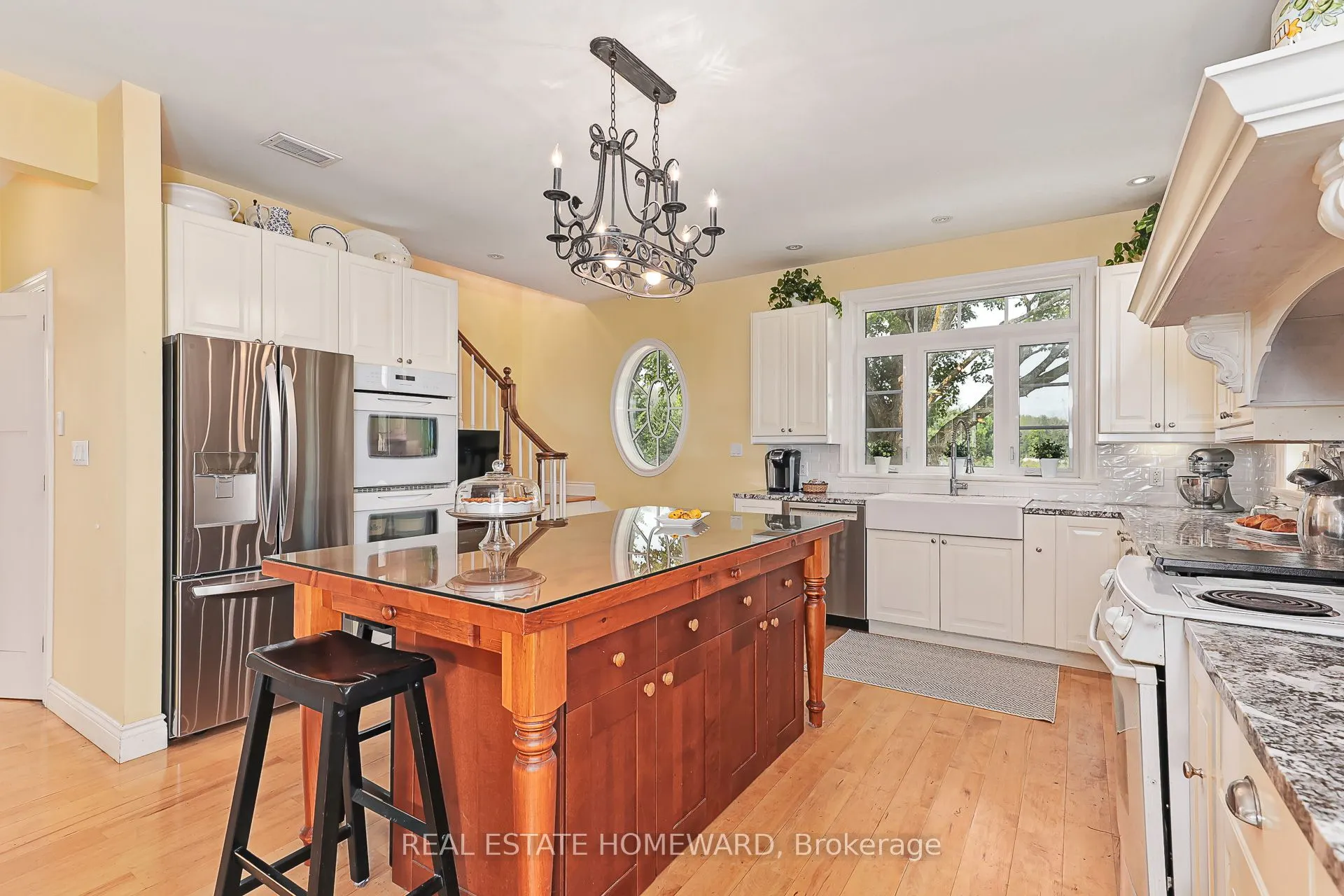 137295 12 GREY Road