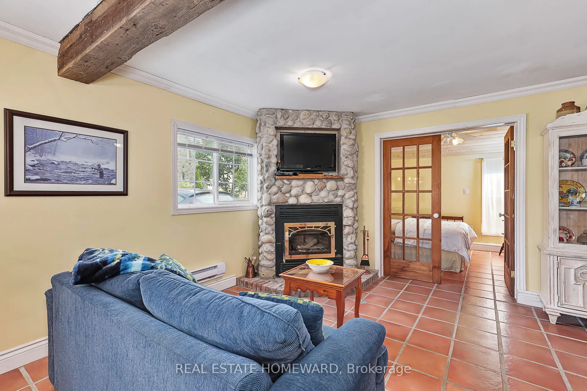 137295 12 GREY Road