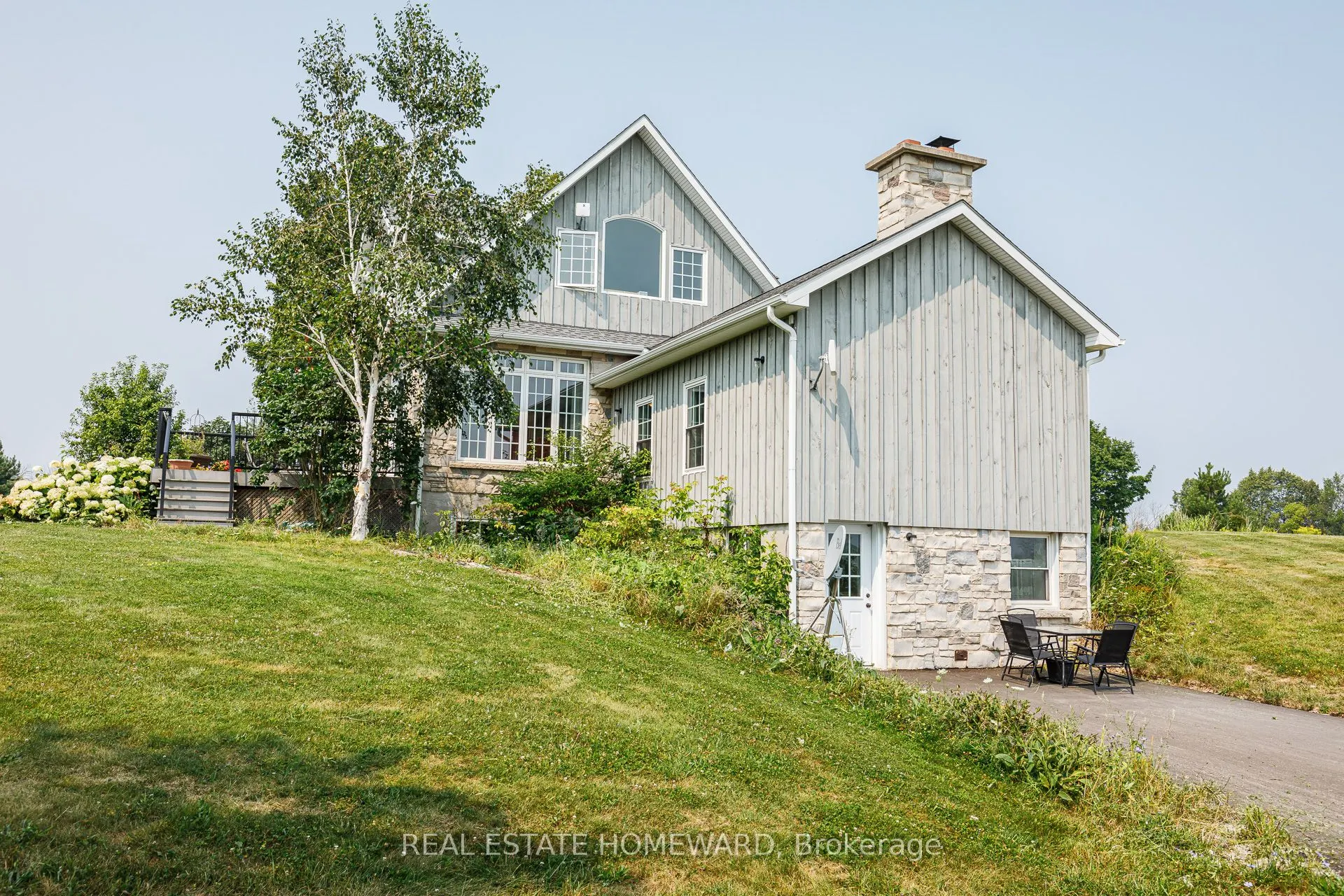 137295 12 GREY Road
