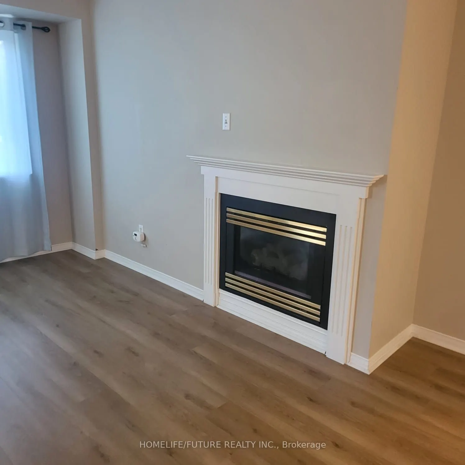 250 Robert Street, #208