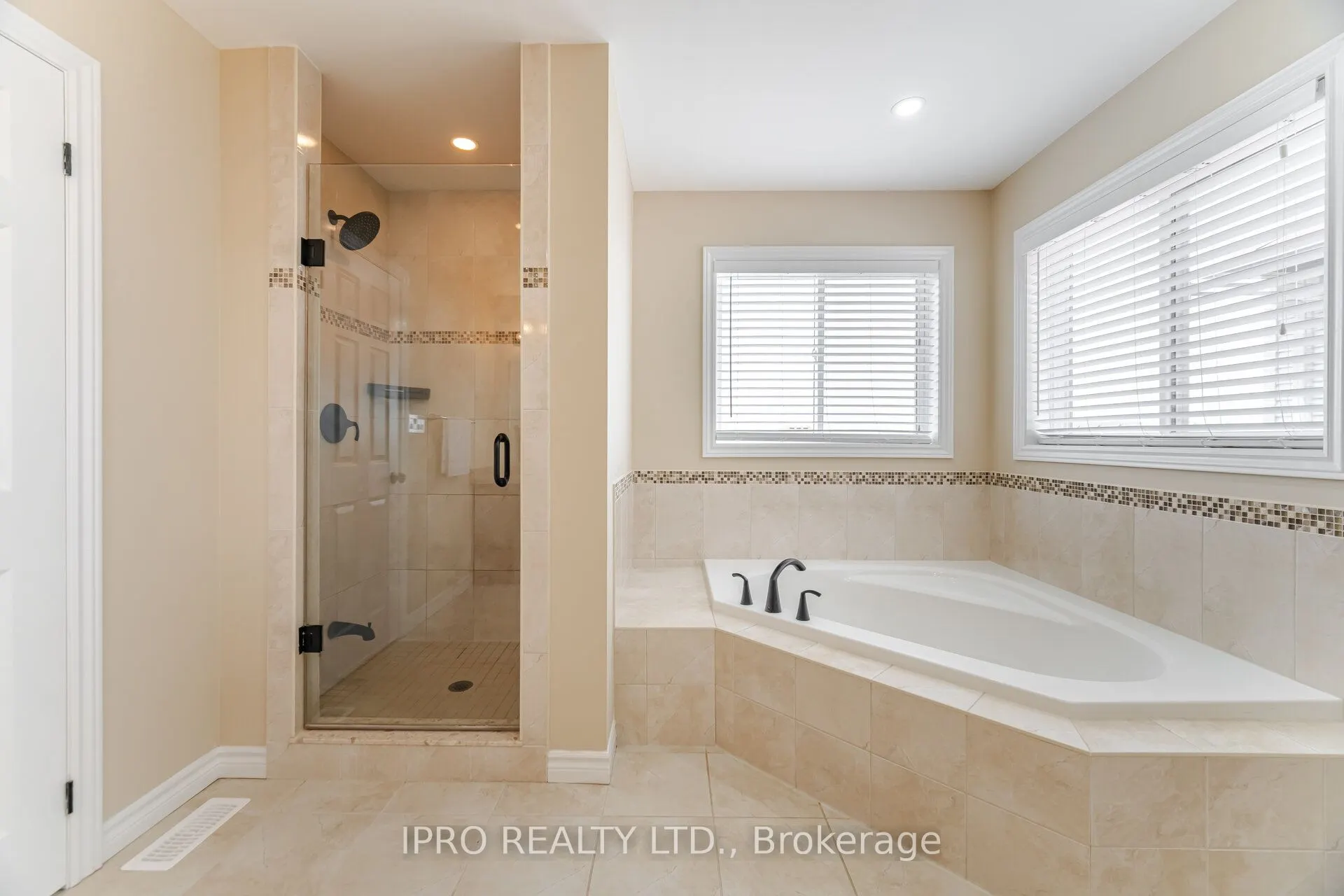 132 Coker Crescent