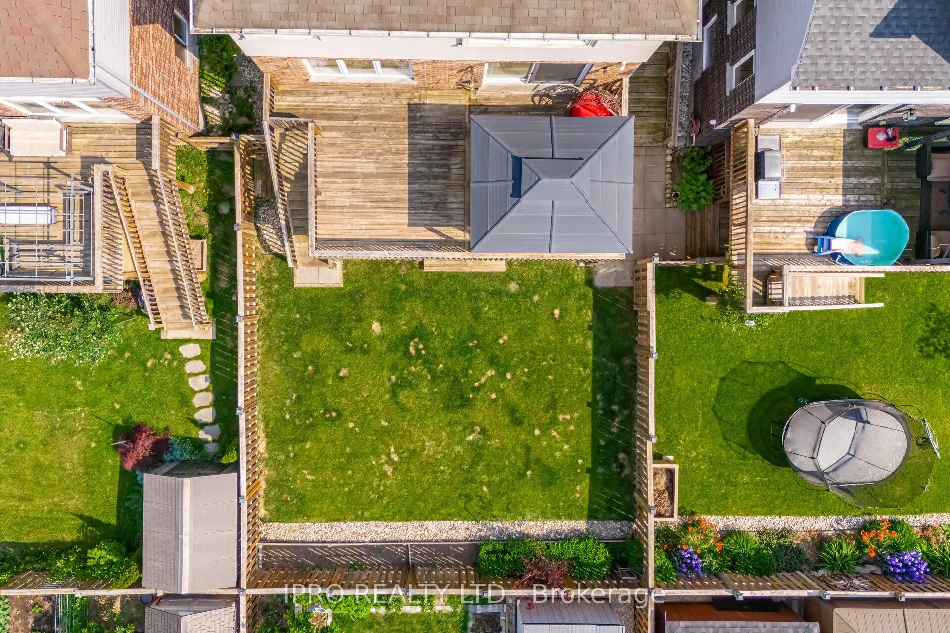 132 Coker Crescent