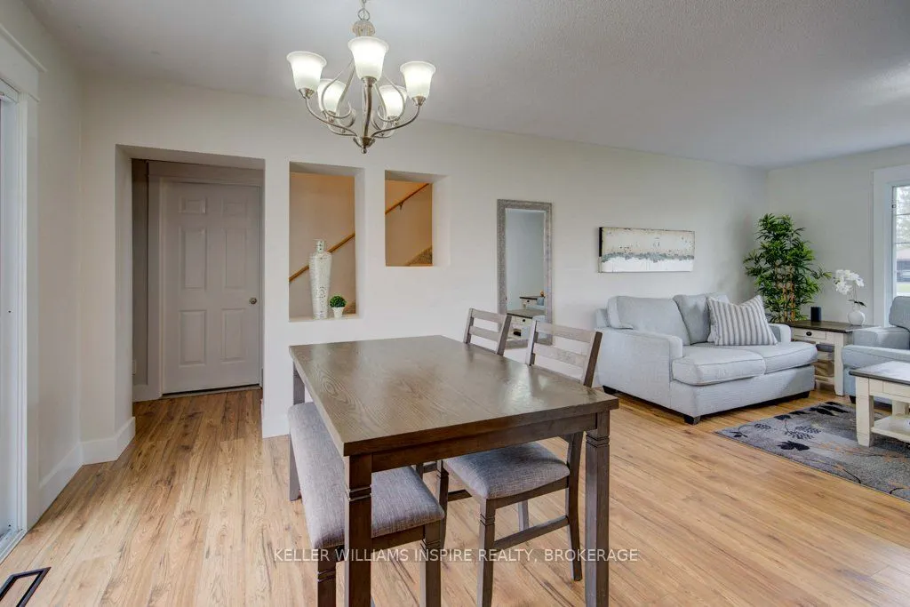 87 Jeffrey Drive