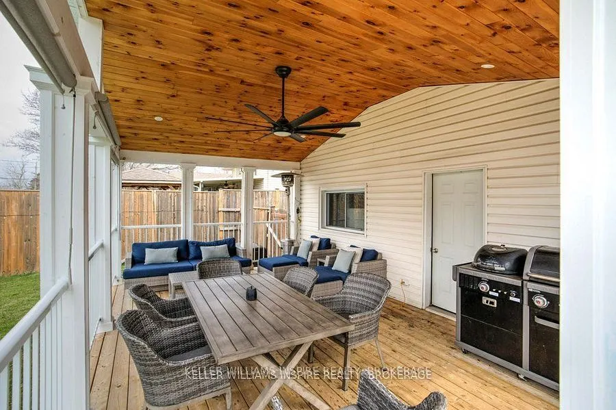 87 Jeffrey Drive
