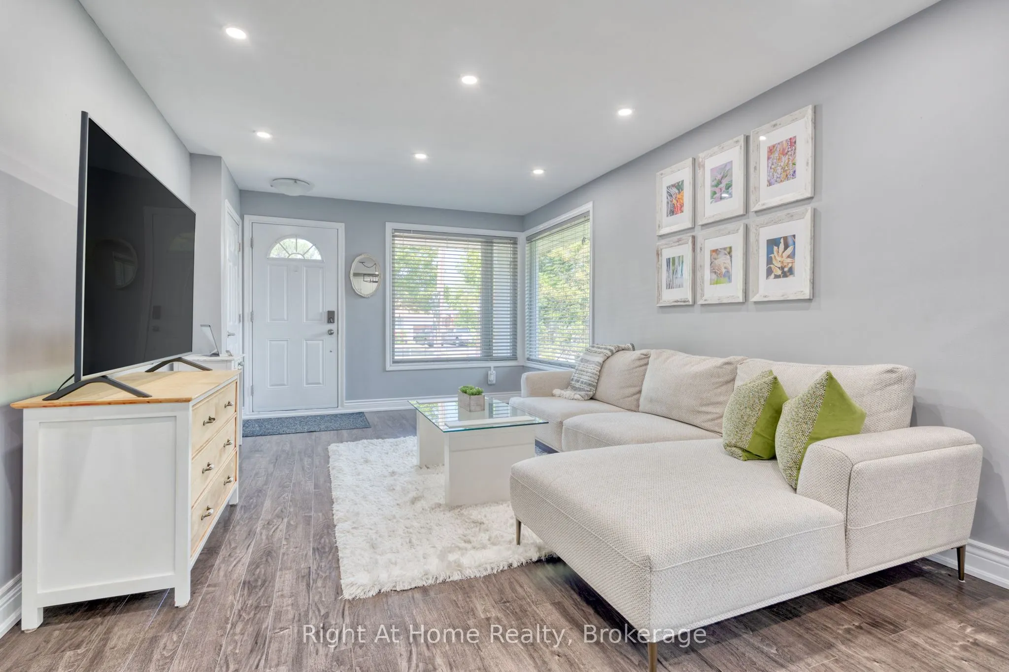 289 1/2 Pelham Road
