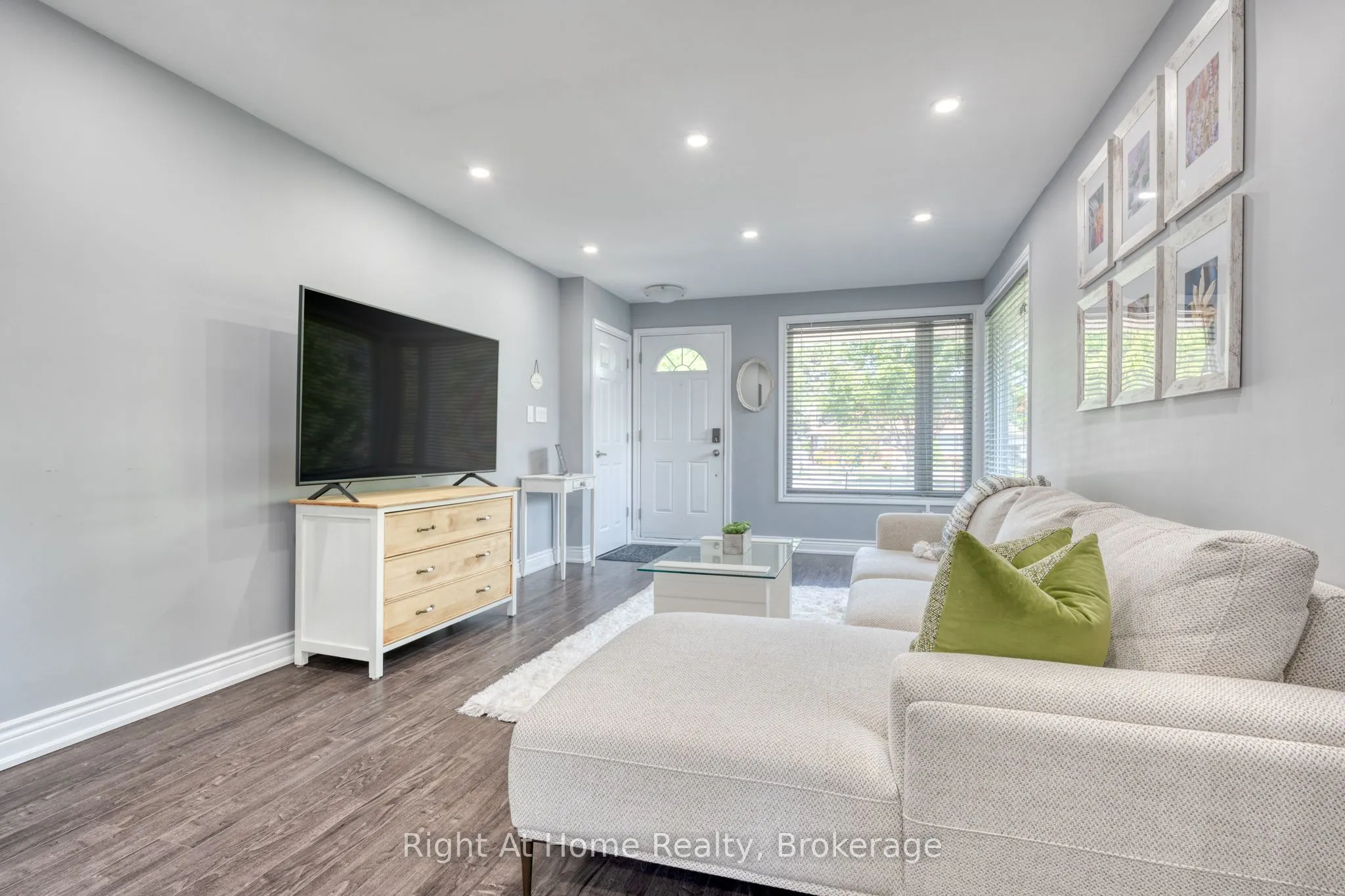 289 1/2 Pelham Road