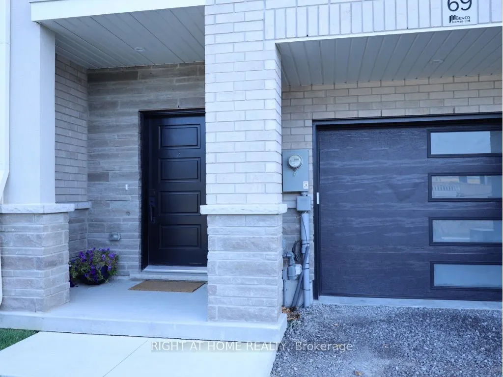 292 Vine Street, #69
