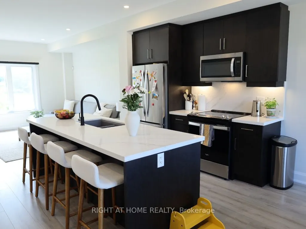 292 Vine Street, #69