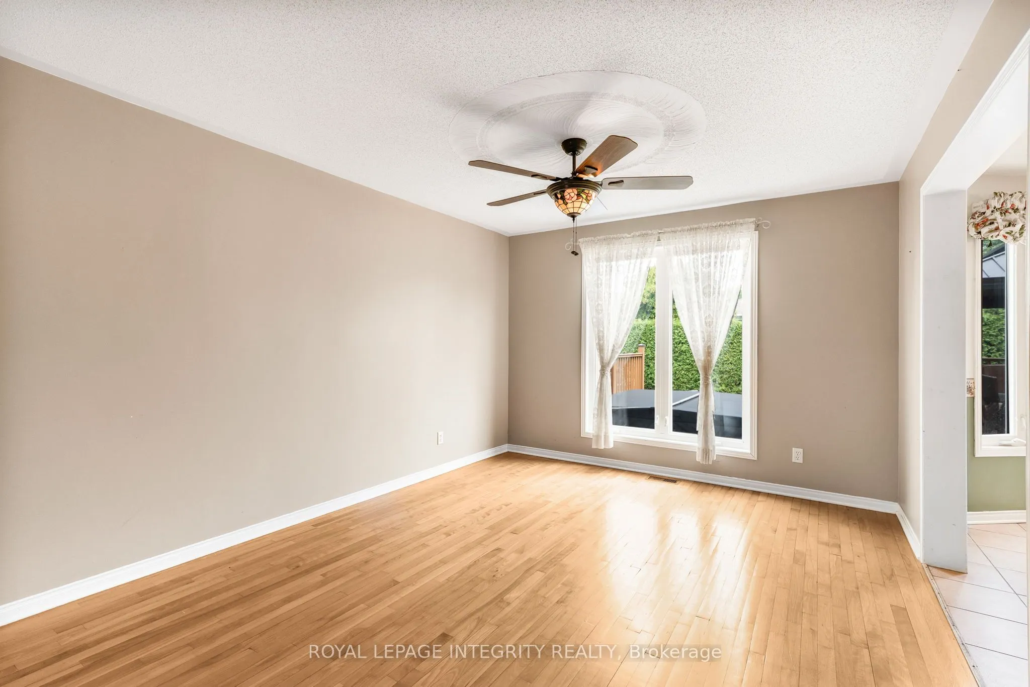 1659 Toulouse Crescent