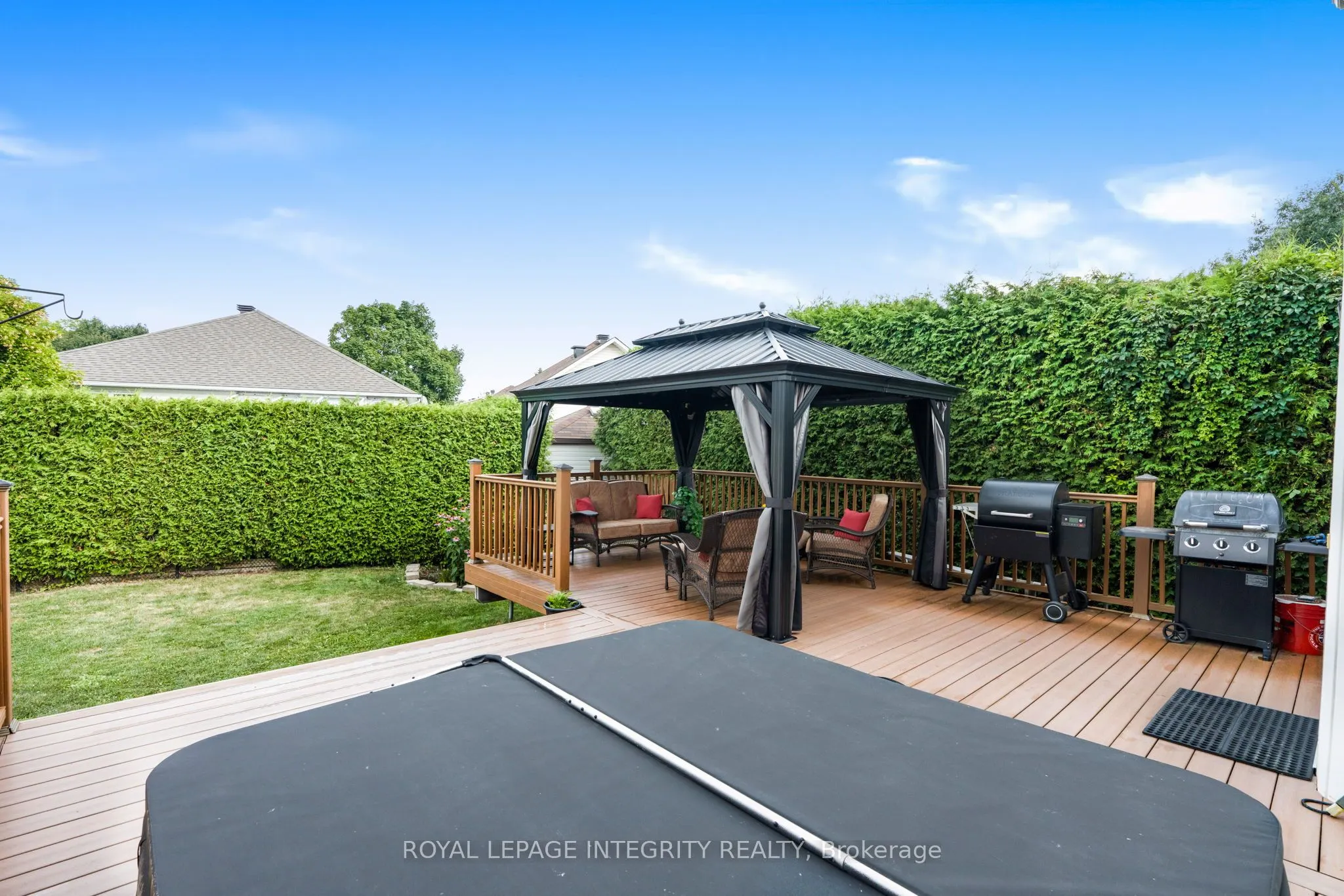 1659 Toulouse Crescent