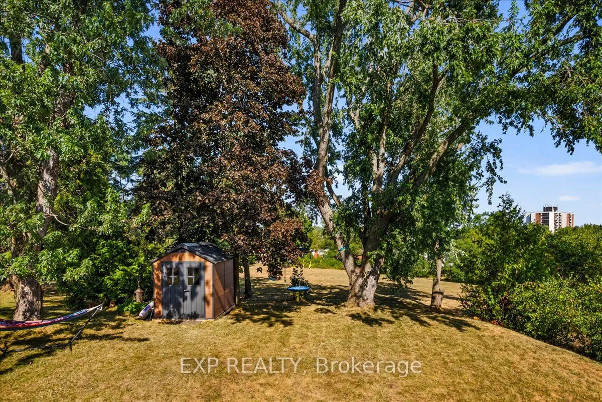 958 Golfview Road