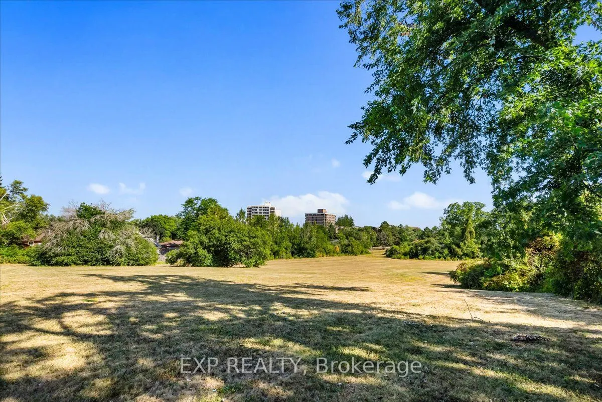 958 Golfview Road